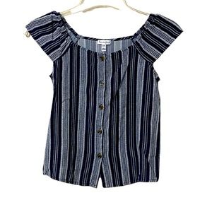 Love Fire Girls Size Medium Navy Blue
Short Sleeve Shirt